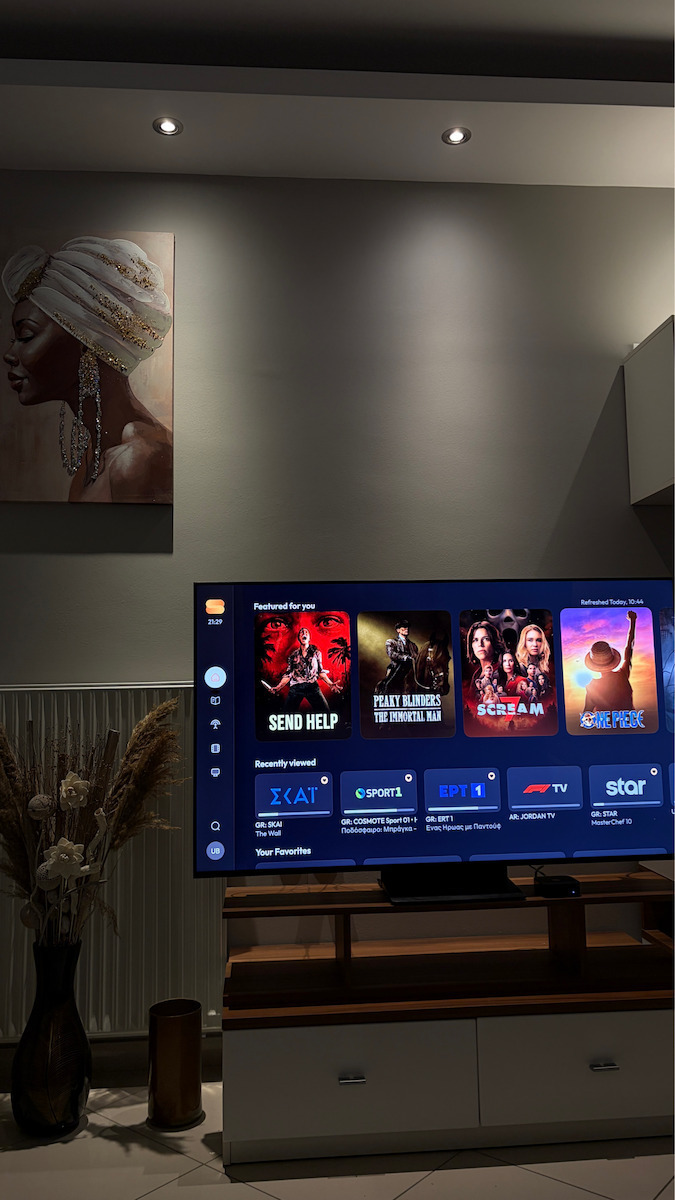 Apple TV Box MN893 4K UHD cu WiFi și 128GB Spațiu de Stocare cu