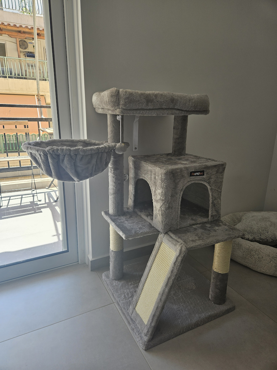 Feandrea Scratching Post Cat Trees Gray 4 levels 48x48x96cm