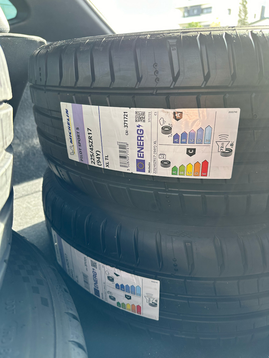 Michelin Pilot Sport 5 225/45R17 94E-Commerce-Website XL Sommerreifen Reifen für Passagier Auto