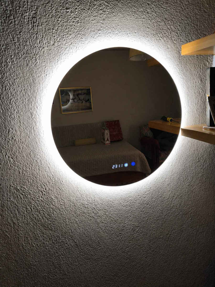 Futura Round Bathroom Mirror Led Touch 60x60cm