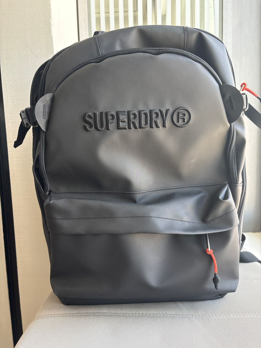 Superdry Tarp Черна