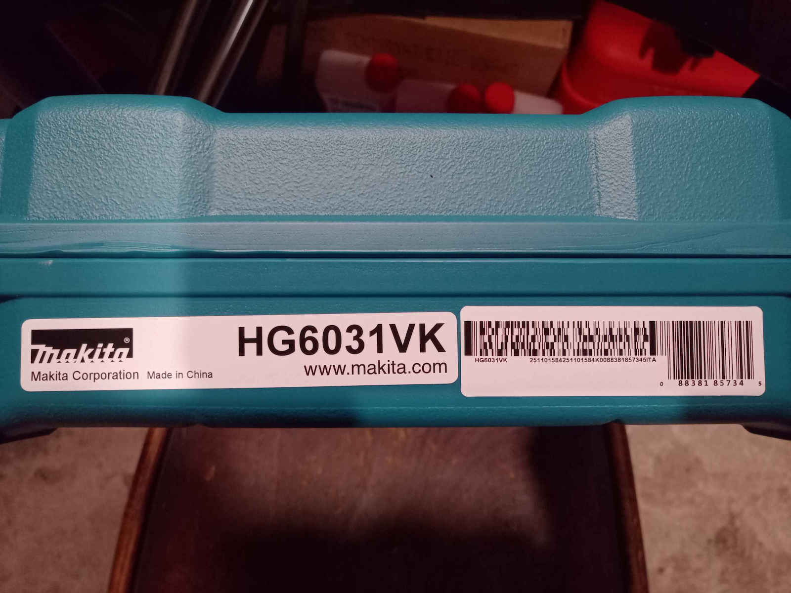 Makita Heat Gun 1800W with Maximum Temperature 600°C