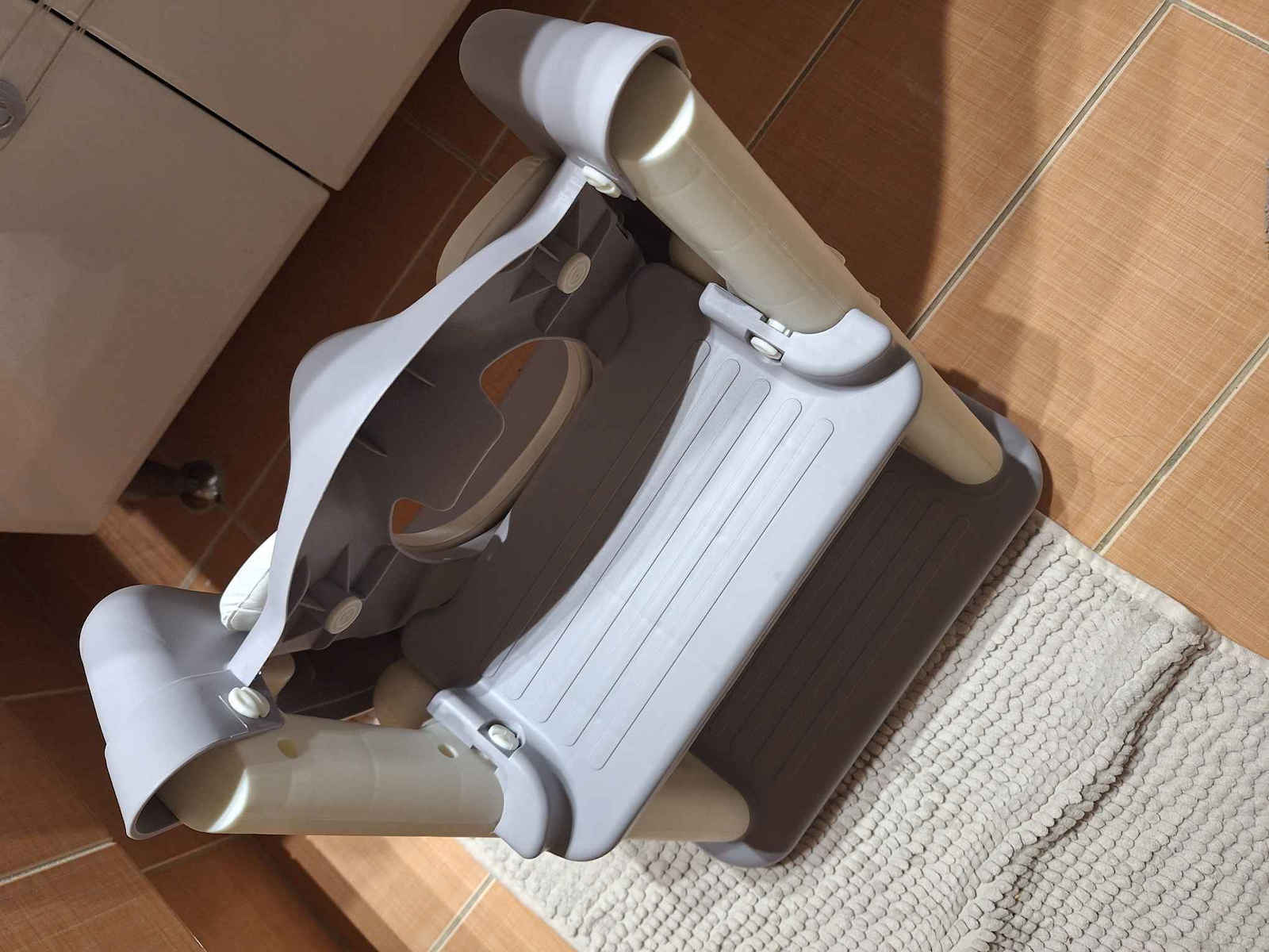Figga Scaun De Toaletă Pentru Copii Cu Treaptă Mânere Și Pernuță Gri