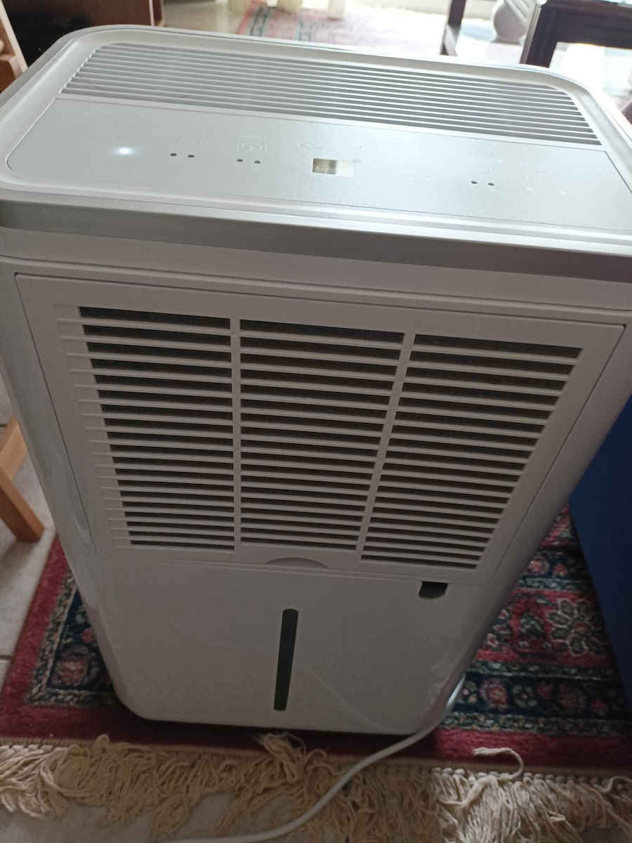 Primo PRDH-45007 Dehumidifier with Compressor and Ionizer 20lt