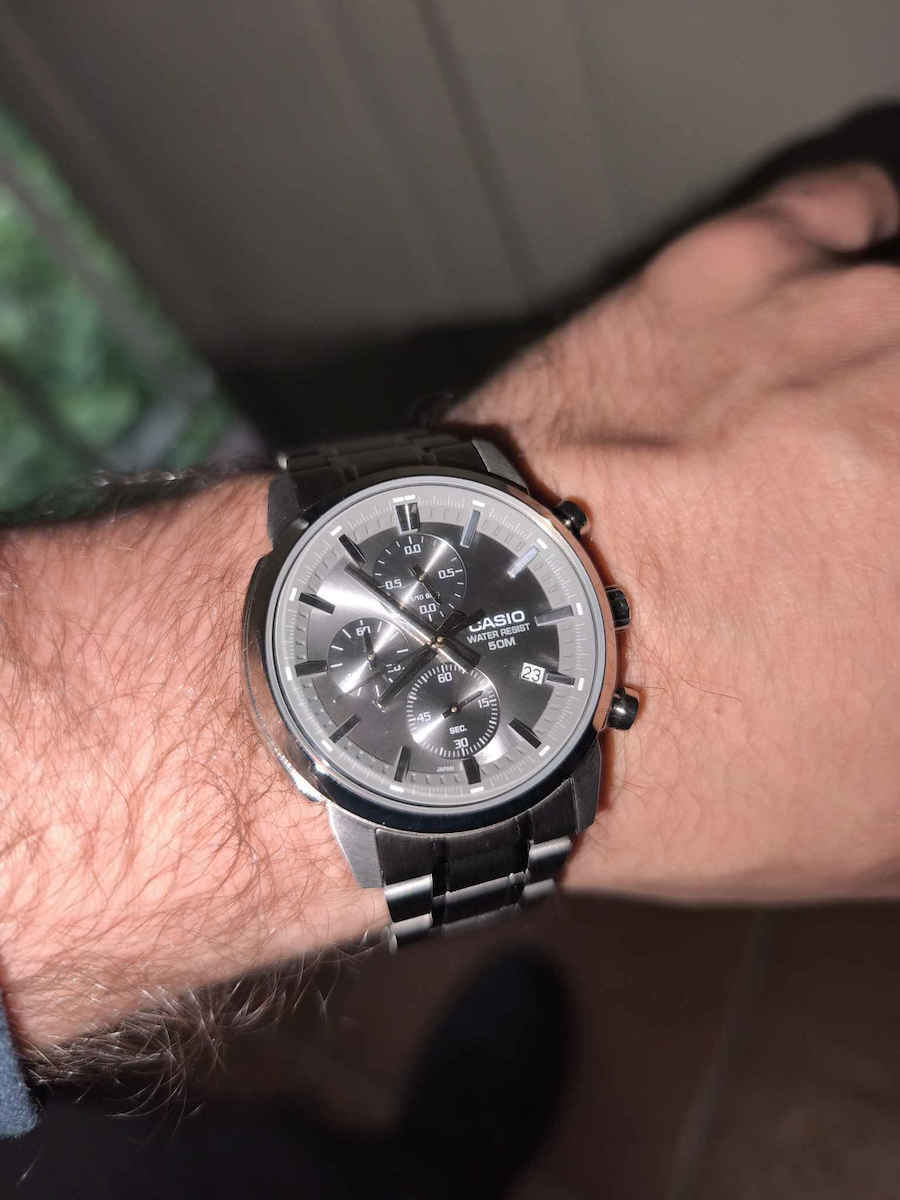 Casio Men's Watch 42mm Battery Chronograph With Silver Metal Bracelet