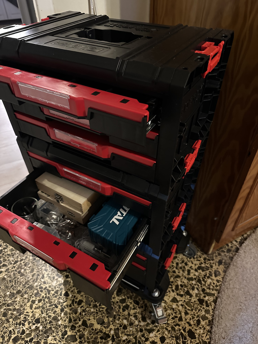 Qbrick Pro Εργαλειοθήκη Χειρός Πλαστική 2τμχ