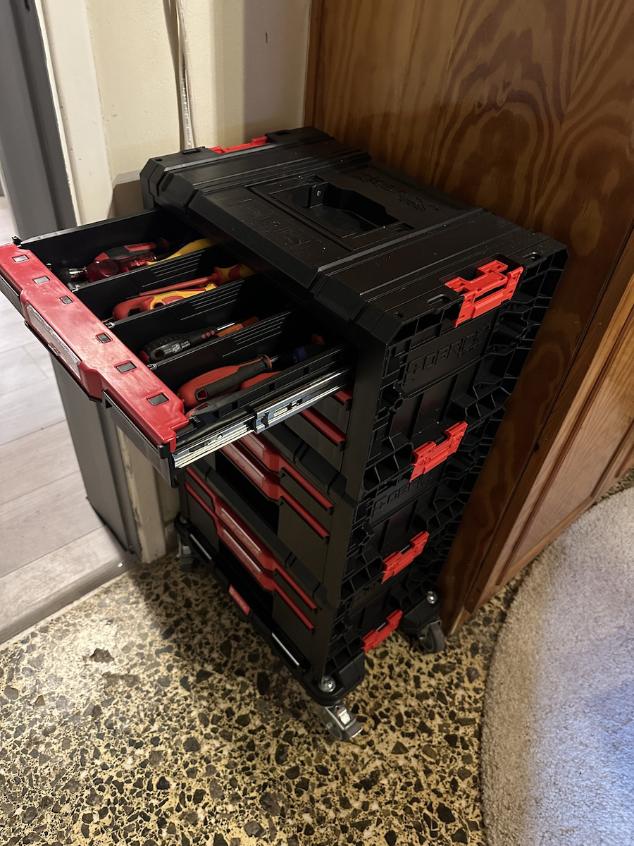 Qbrick Pro Εργαλειοθήκη Χειρός Πλαστική 2τμχ