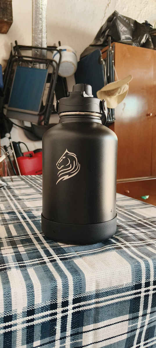 Cool'NMore Stainless Steel Thermos Bottle BPA Free 1.5lt Jet Black with Mouthpiece Loop Straw and Handle