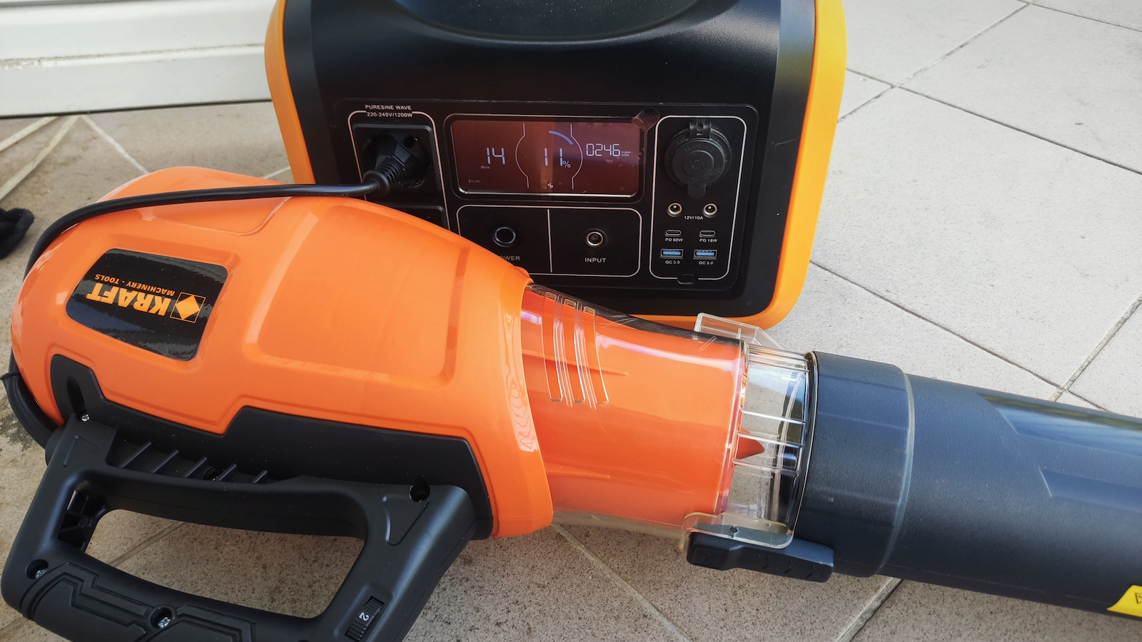Kraft Electric Blower 3000W Blower Handheld Electric 3000W with Volume Control & Maximum Air Speed 350km/h