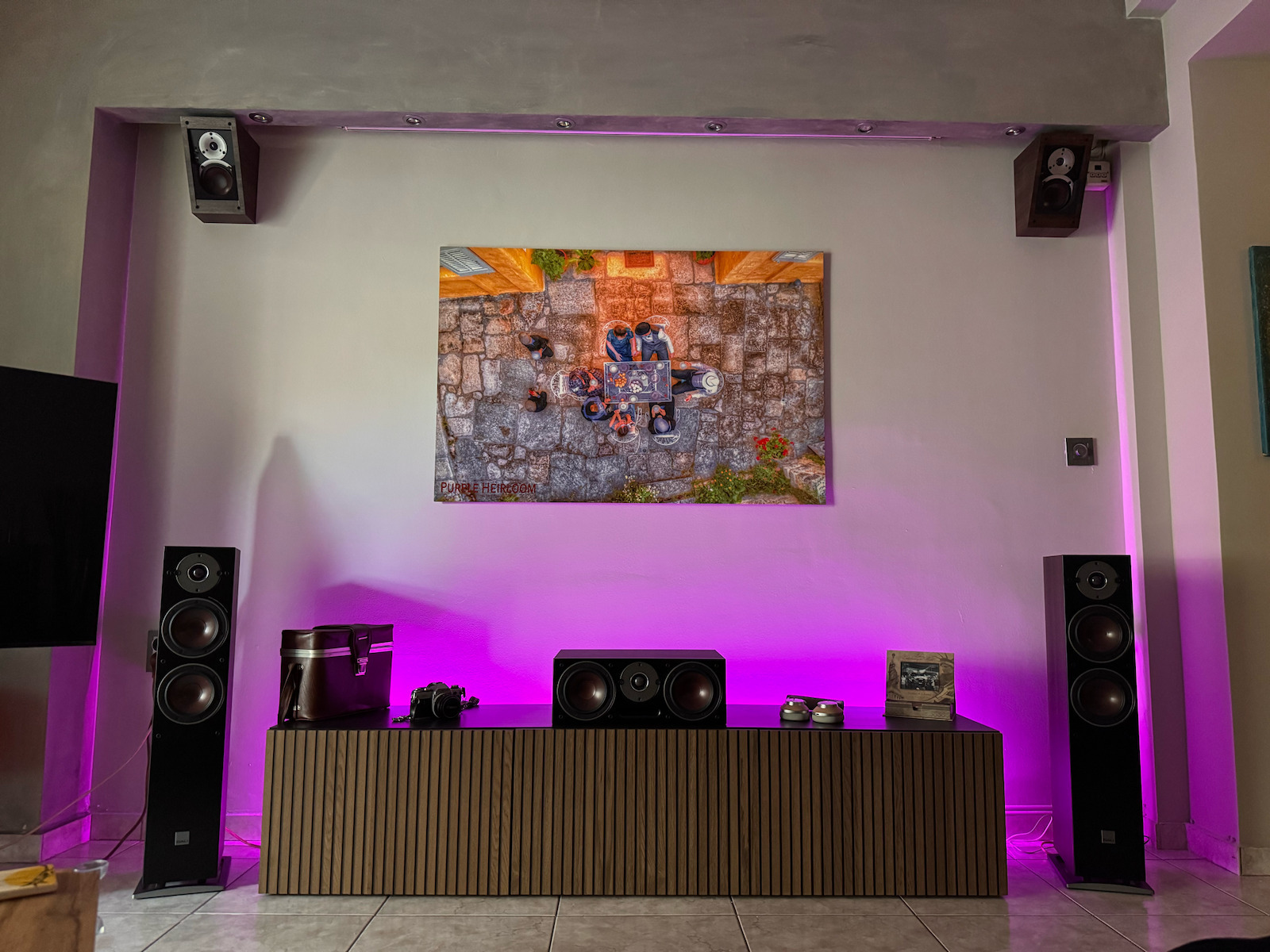 Dali Alteco C-1 Ζεύγος Ηχείων Hi-Fi Τοίχου 100W 2 Δρόμων Π16xΒ20xΥ26.5εκ. Black Ash