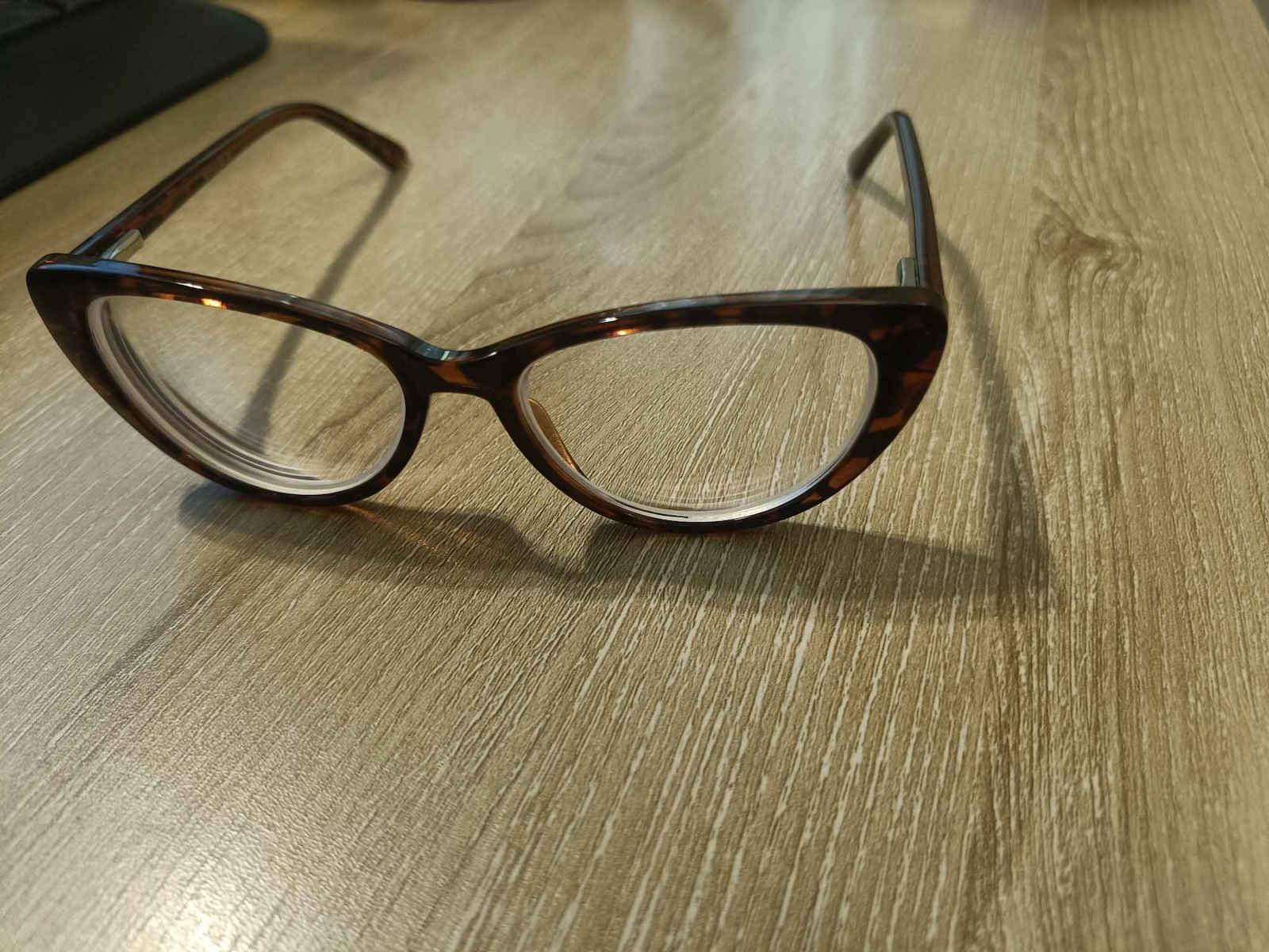 Sunoptic Plastic Eyeglass Frame Cat Eye Brown Tortoise CP138A