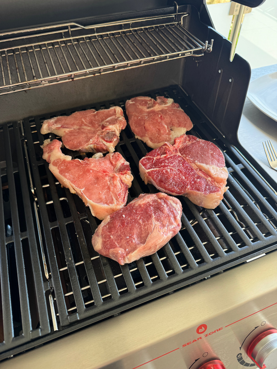 Weber Genesis E-325s Ψησταριά Υγραερίου Μαντεμένιας Σχάρας 60x45εκ. με 3 Εστίες 11.43kW