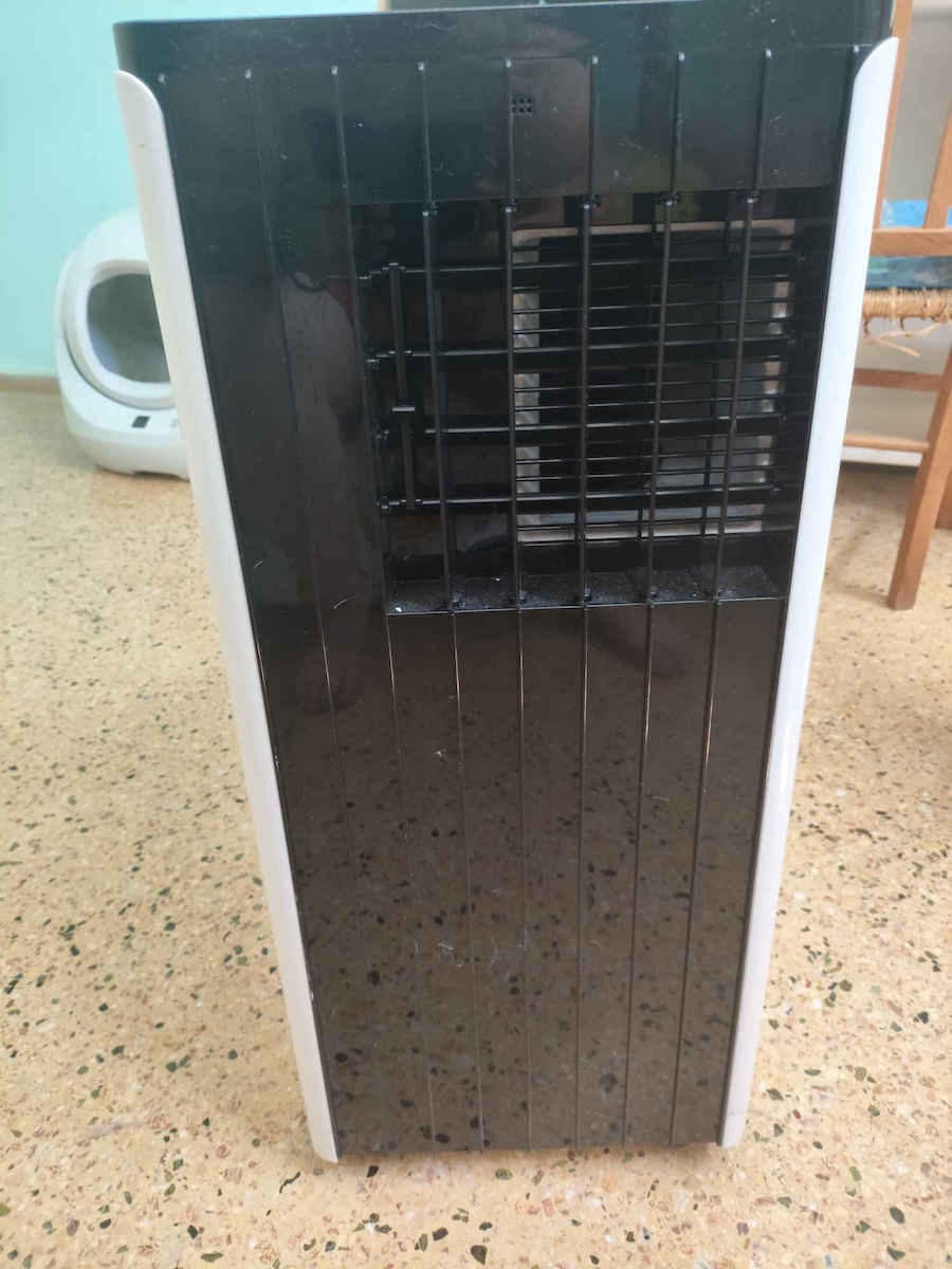 United UPC-9026 Portable Air Conditioner 9000 BTU Cooling Only