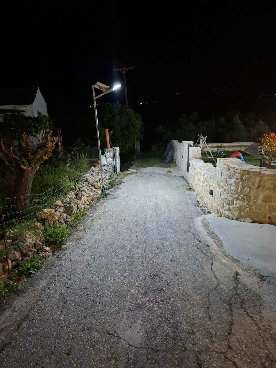 Factory Street Solar Light 200W 2000lm Cold White 6500K with Photocell and Remote Control IP67 52cmx26cmx8cmcm