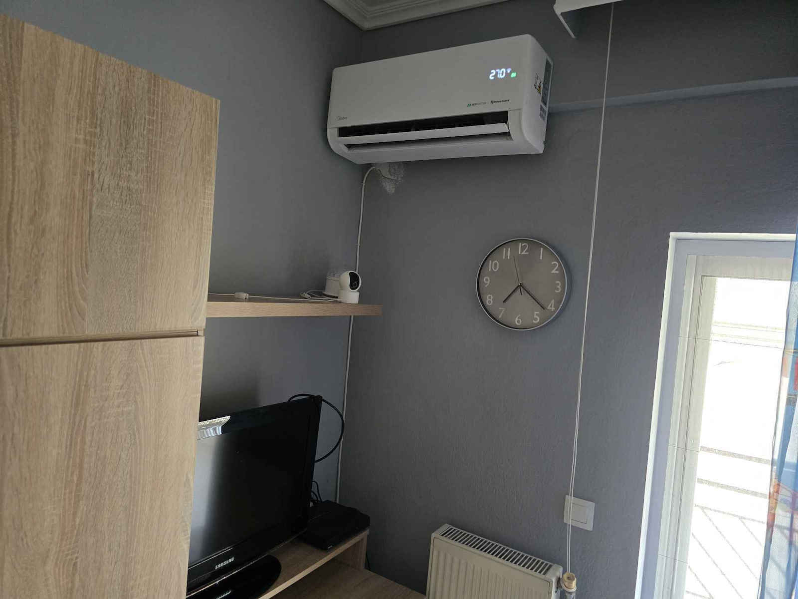 Midea Solstice Air Conditioner Inverter 9000 BTU A+++/A++ with Artificial Intelligence