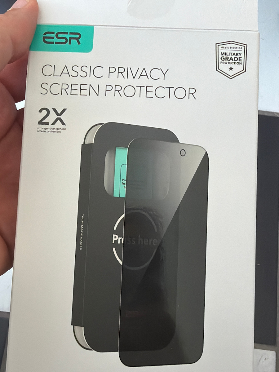 ESR Ultrafit Privacy Tempered Glass 3pcs Black (iPhone 17 Pro Max / iPhone 16 Pro Max)