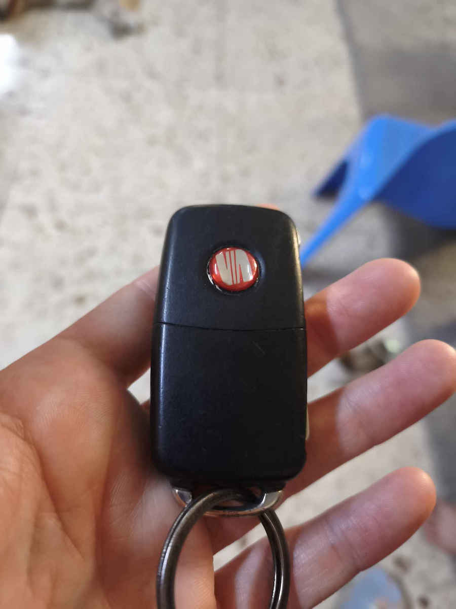 Αυτοκόλλητο Σήμα Αυτοκινήτου με Επικάλυψη Σμάλτου Seat 1.1 x 1.1cm Κλειδιού Αυτοκινήτου