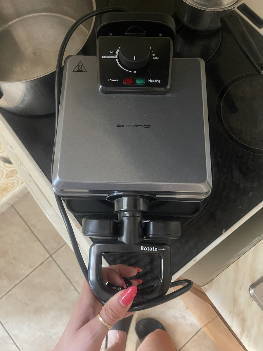 Emerio Βαφλιέρα για Τετράγωνες Βάφλες 4 Θέσεων 1000W