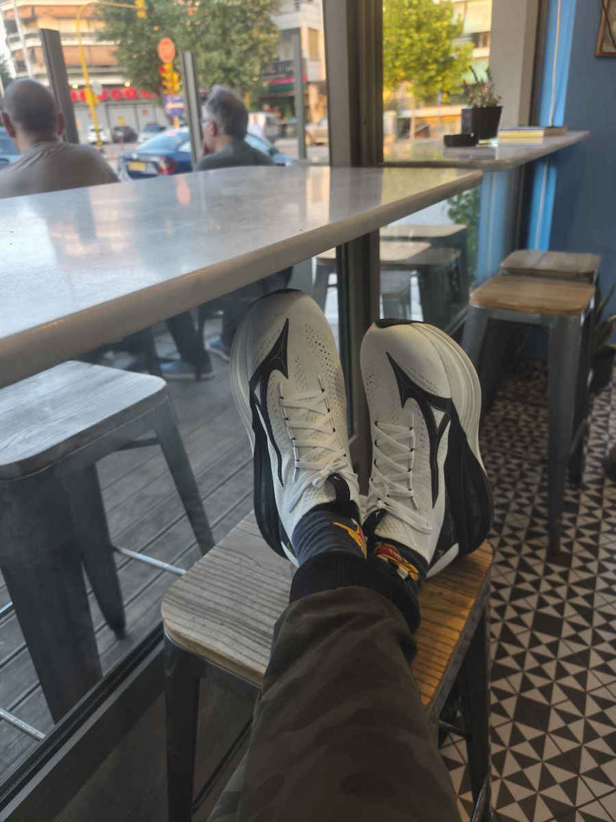 Neo Vista 2 Men's Volleyball Sport Shoes White / Black / Gold