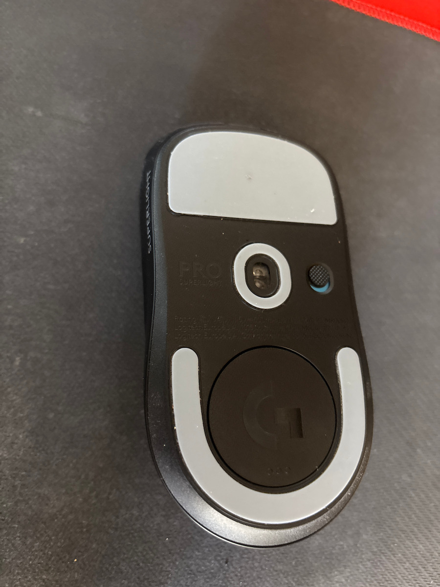 Logitech Pro X Superlight 2 Lightspeed Безжична Геймърска Мишка 32000 DPI Розов
