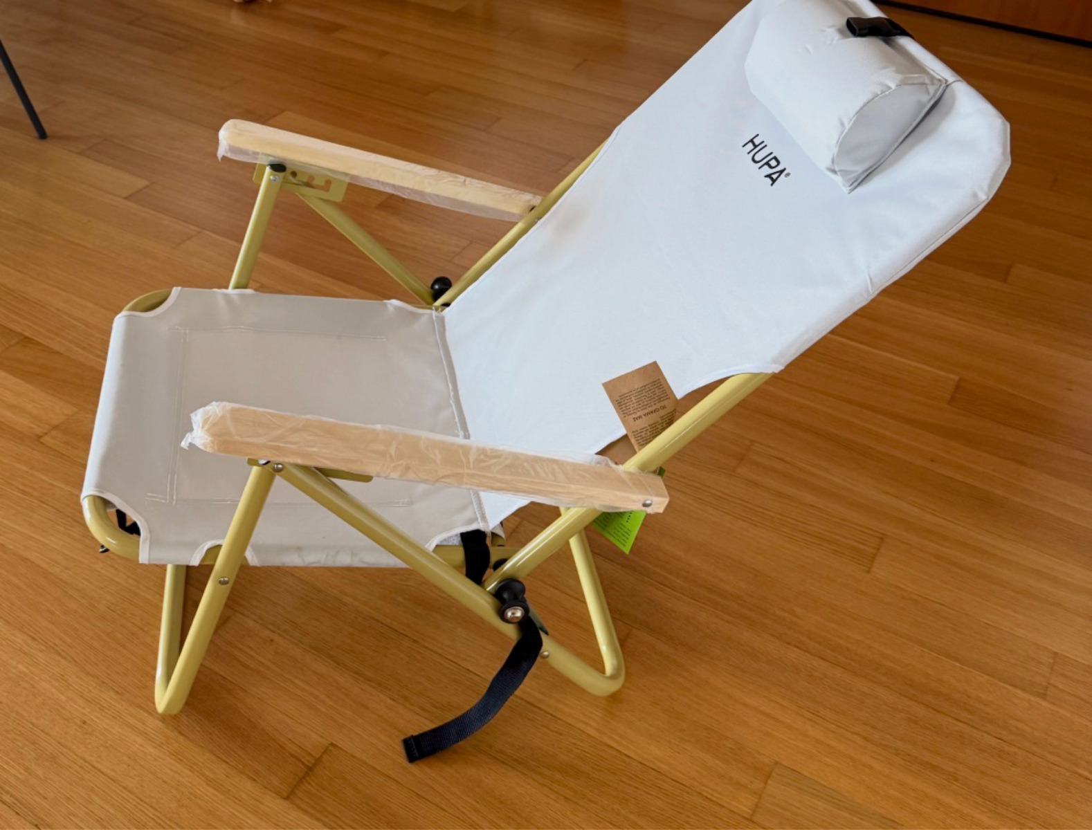 Hupa Small Chair Beach with High Back Beige 79cm