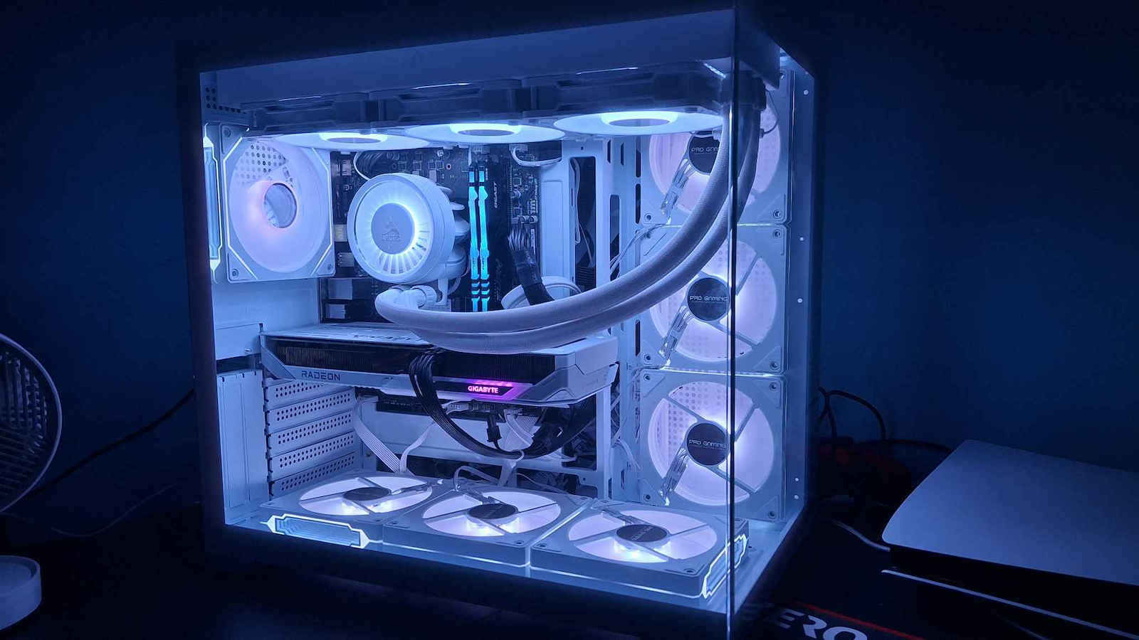 ProGaming Elite Cube Κουτί Υπολογιστή με Πλαϊνό Παράθυρο και ARGB Φωτισμό Μαύρο