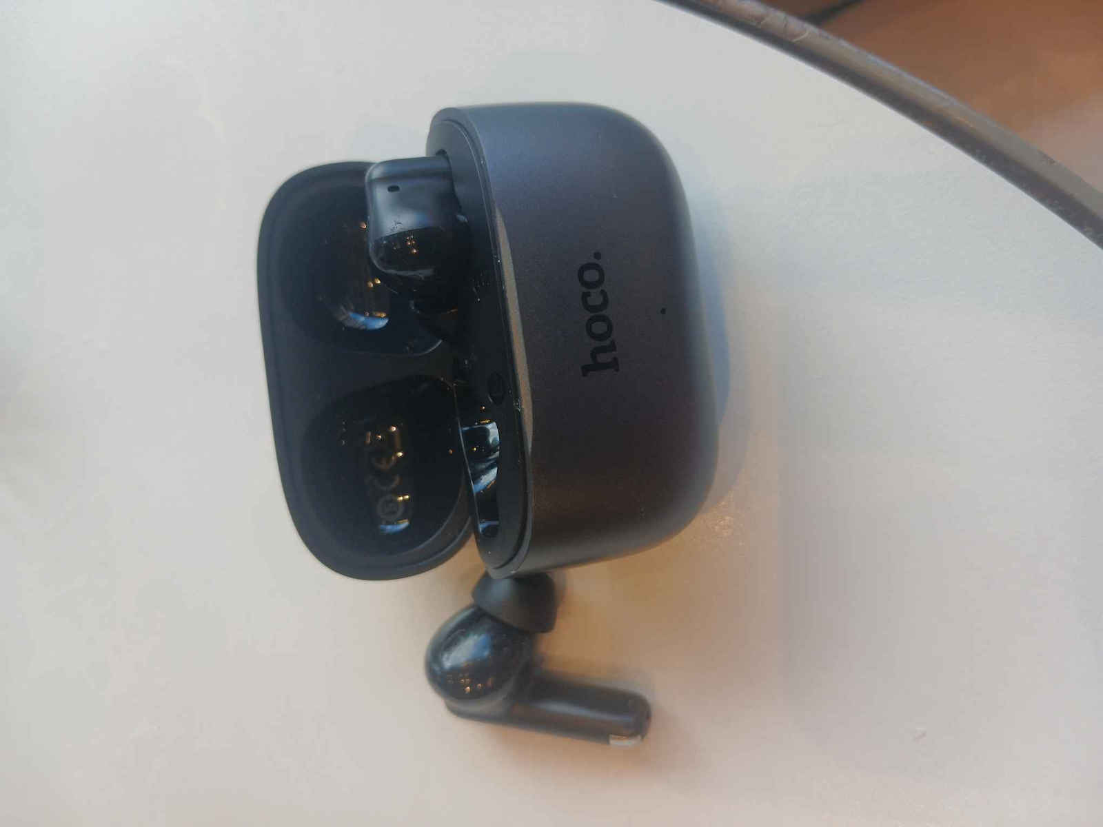 Hoco EQ27 In-ear Bluetooth Handsfree Earphones with Charging Case Black