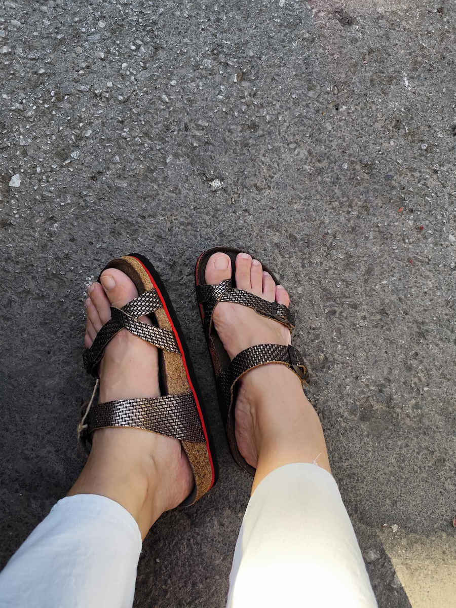 Leather Women's Flat Sandals Anatomic in Brown Color