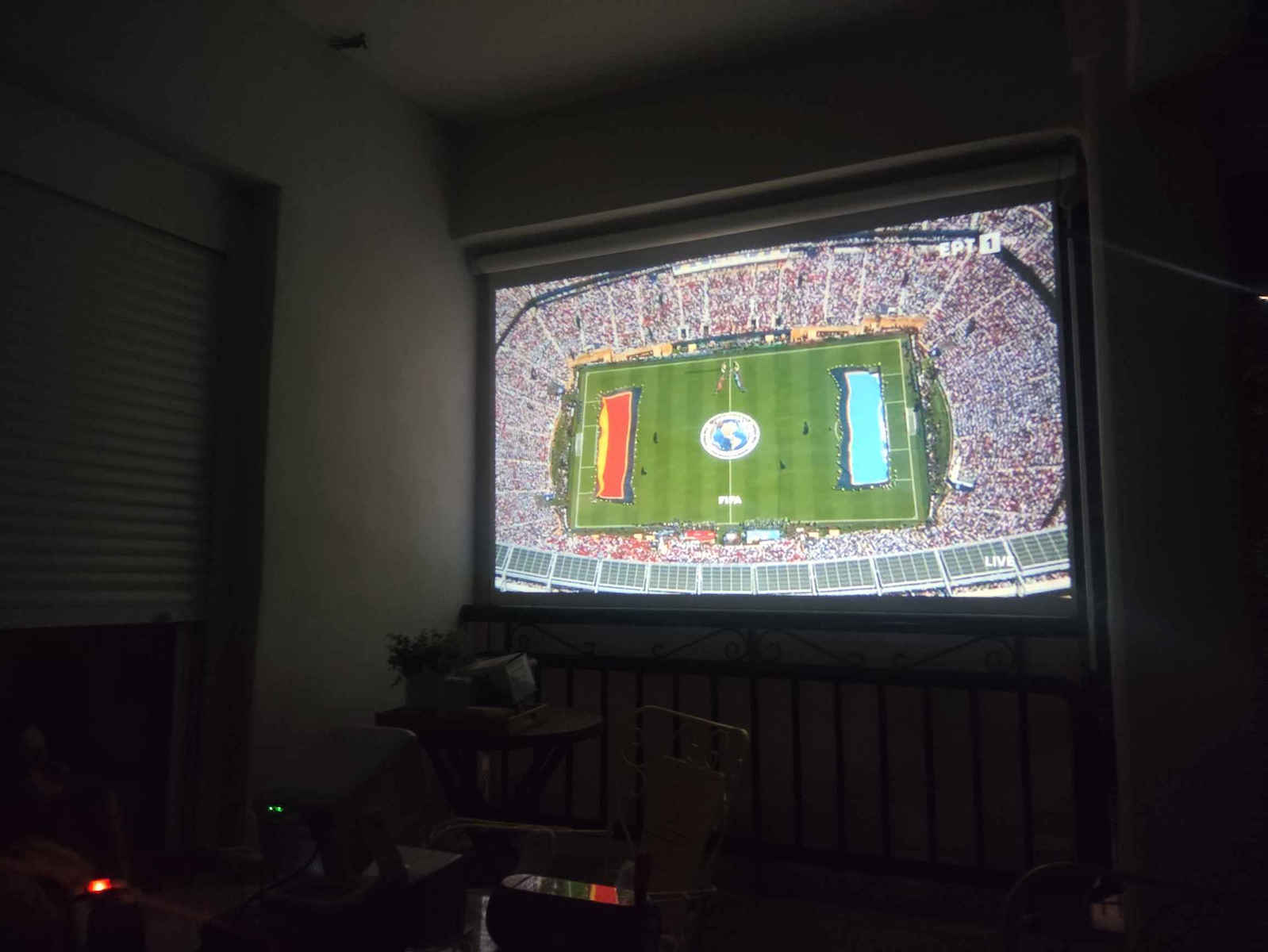 Magcubic HY310X Mini Projector LCD Full HD LED Lamp with Wi-Fi and Built-in Speakers
