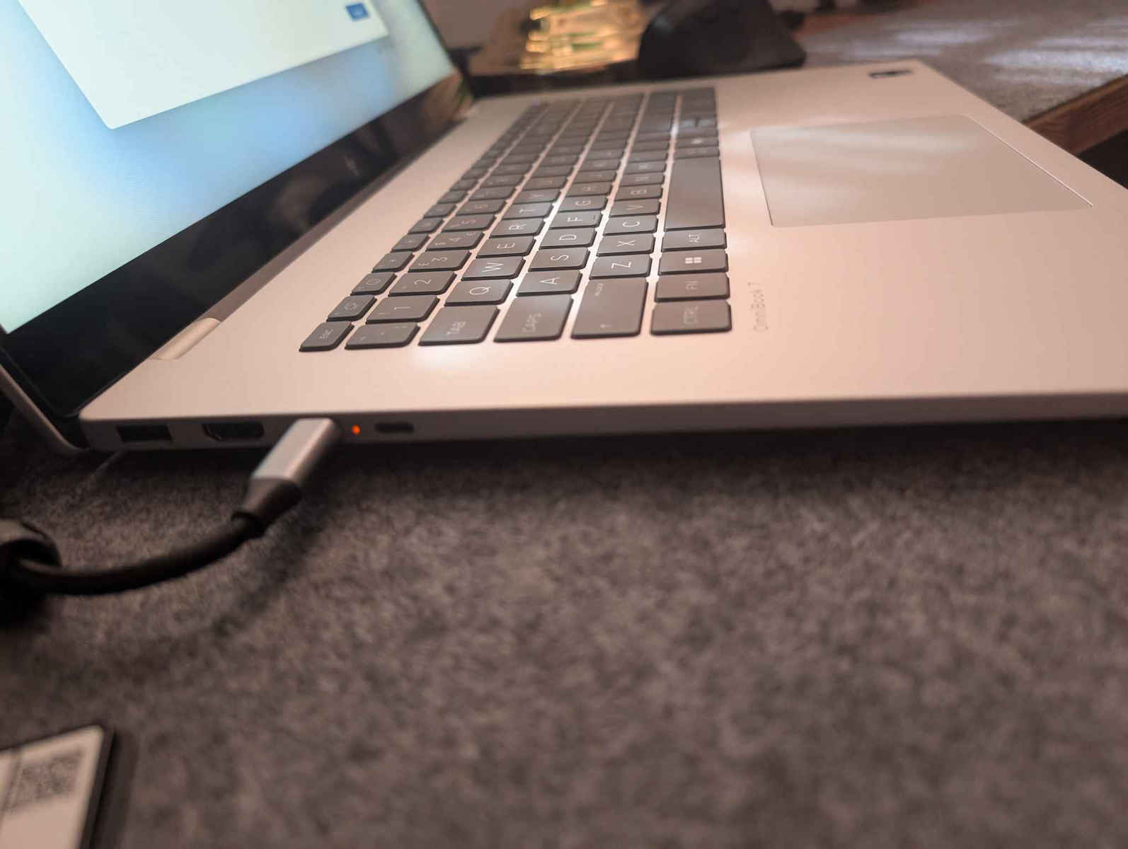HP OmniBook 7 17-dc0219nw 17.3" FHD Touchscreen (Ultra 5-226V/16GB/1TB SSD/W11 Home) (US Keyboard)
