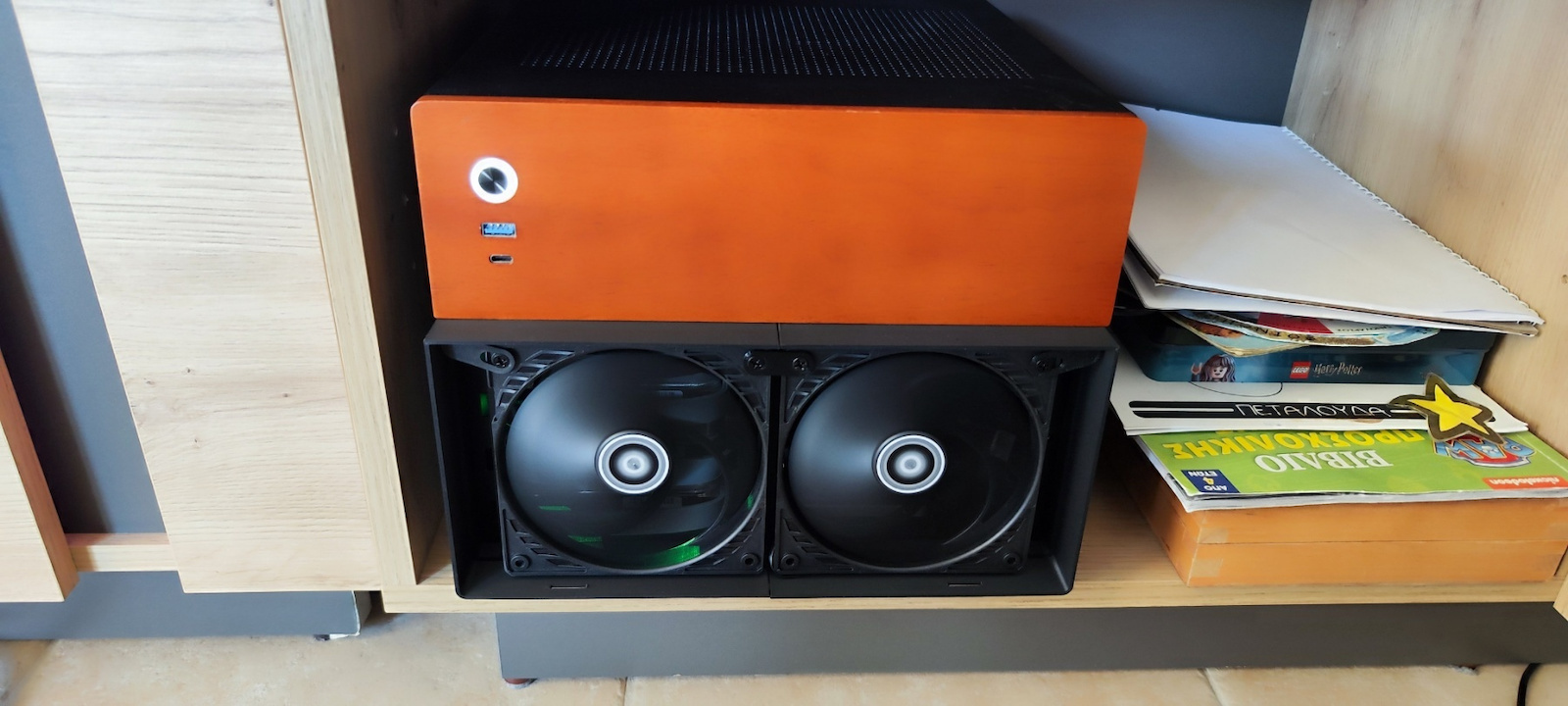 Arctic P12 Slim PWM PST Case Fan 120mm (2100rpm / 42.10cfm) Without LED Lighting and 4-Pin Connection