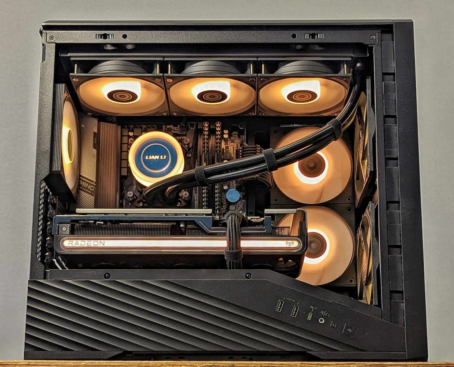 Lian Li GA II Lite RGB 360 Water Cooling AIO CPU with 3 Fans 120mm