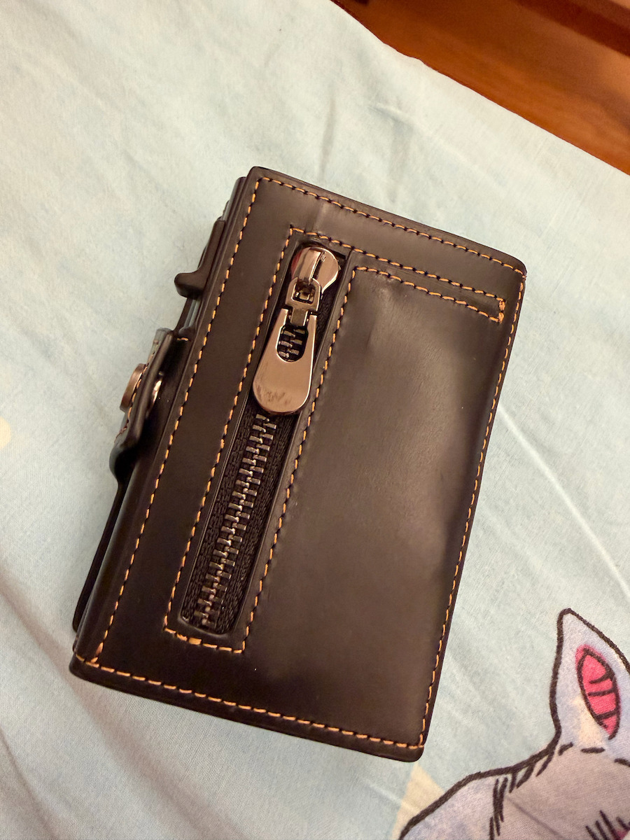 Leather Men's Wallet Cards with RFID and Slide Mechanism Black
