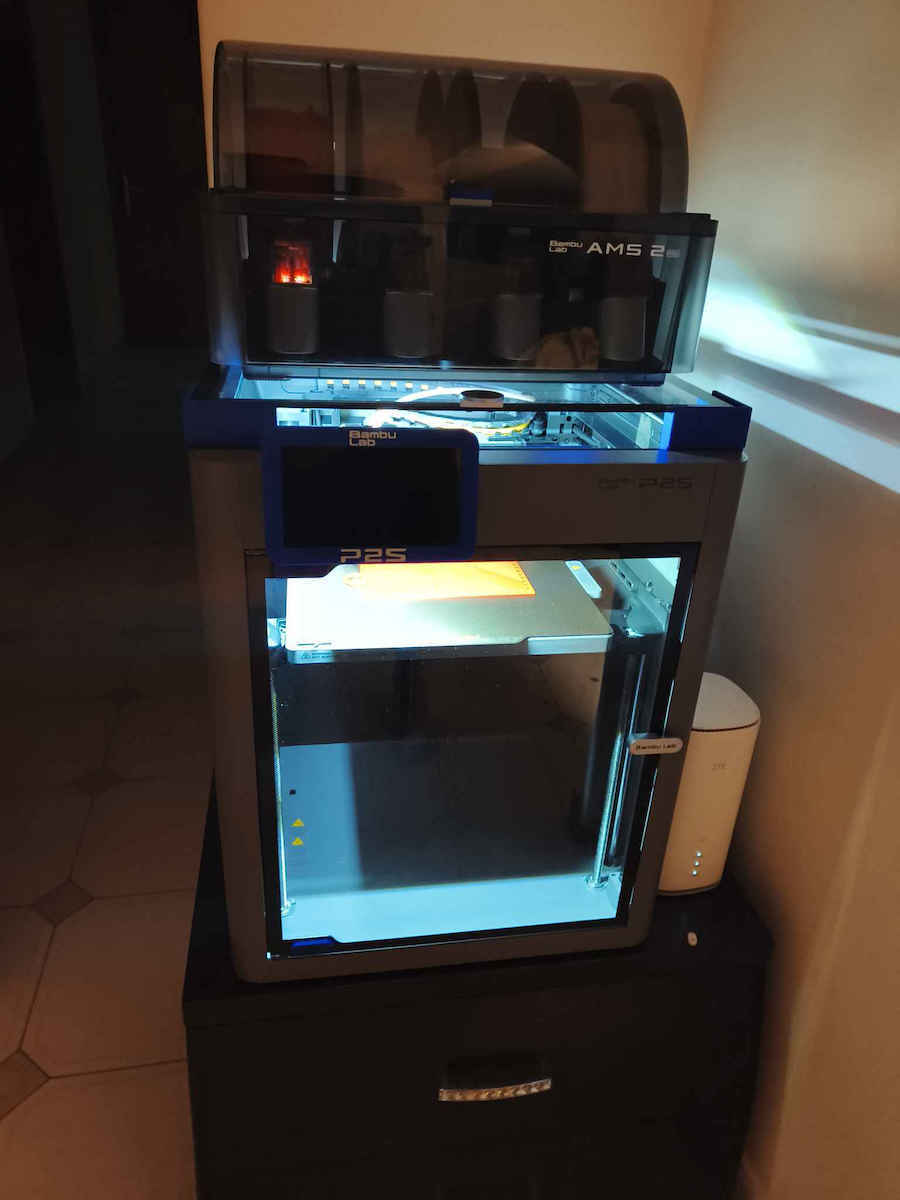 Bambu Lab P2S Combo Самостоятелен 3D Принтер с Wi-Fi Свързаност