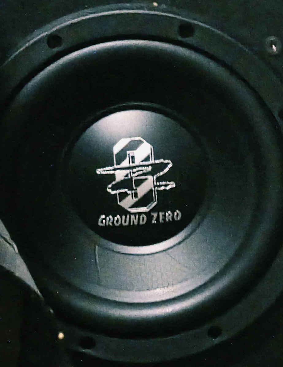 Ground Zero Автомобилен Субуфер 8" 150W RMS