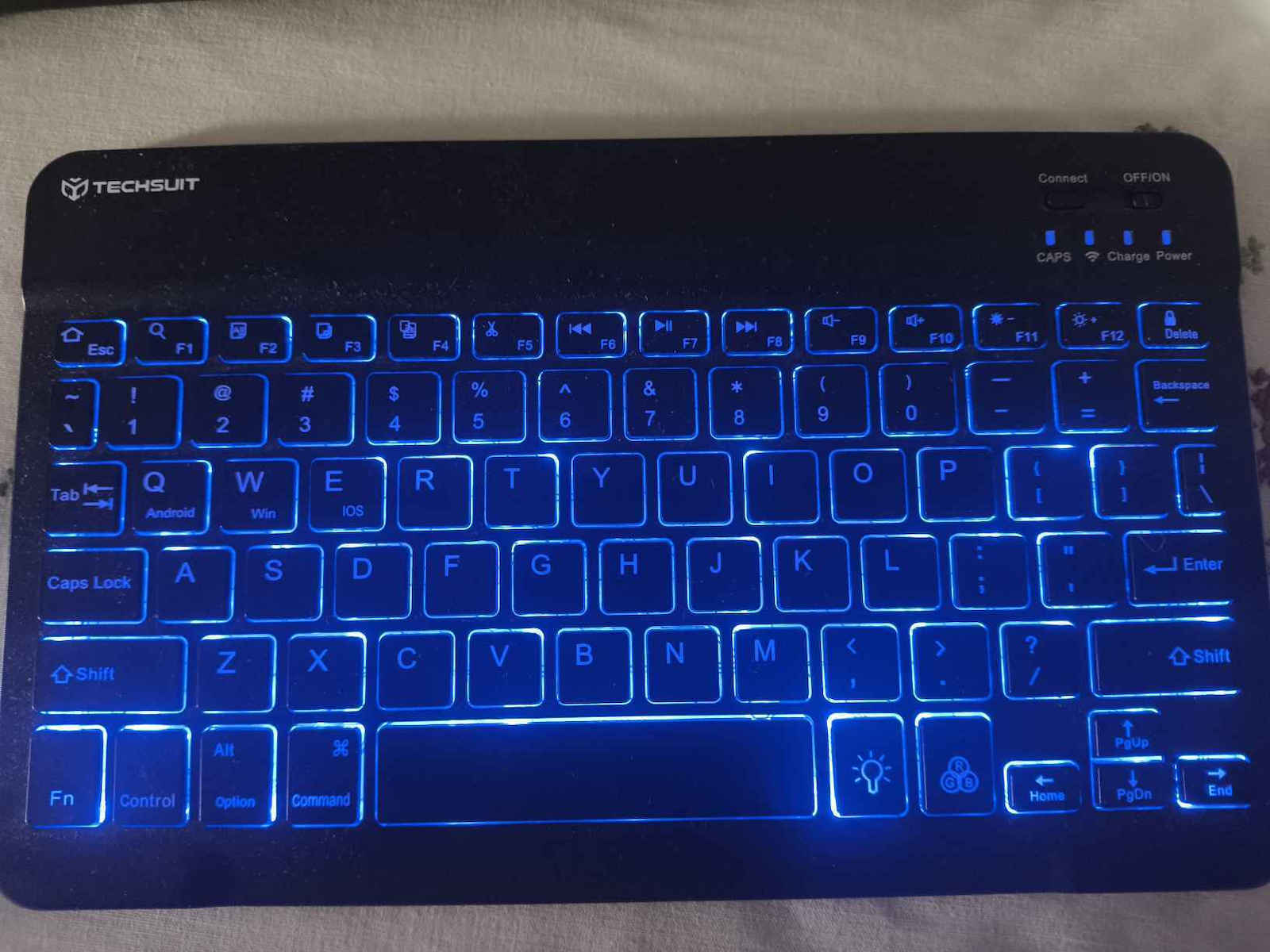 Techsuit WK1 Wireless Bluetooth Keyboard Only English US