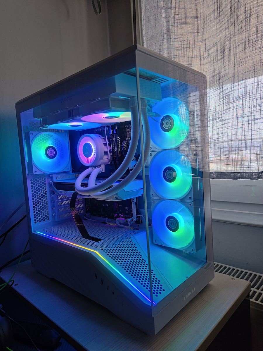 Lian Li Vector V100rx Gaming Midi Tower Κουτί Υπολογιστή με Πλαϊνό Παράθυρο Λευκό