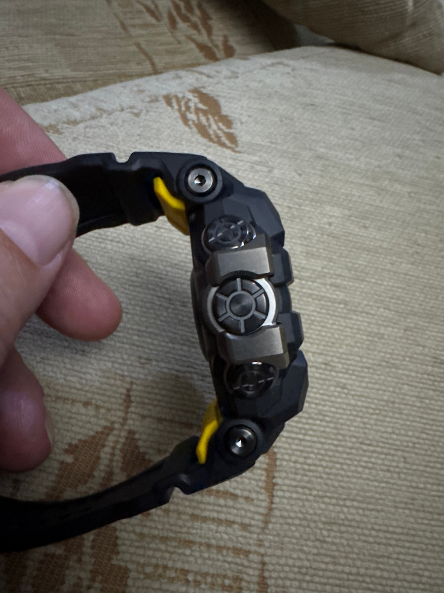 G-shock Дигитален Мъжки Часовник 53.2mm Хронограф На Батерия С Жълт Каучуков Каишка