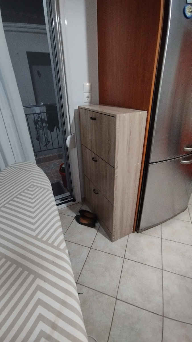 Dulap pentru Pantofi din Lemn Bej cu Rafturi Rabatabile L63xA24xÎ115cm