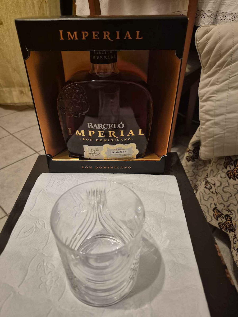 Imperial Ром 38% 700ml