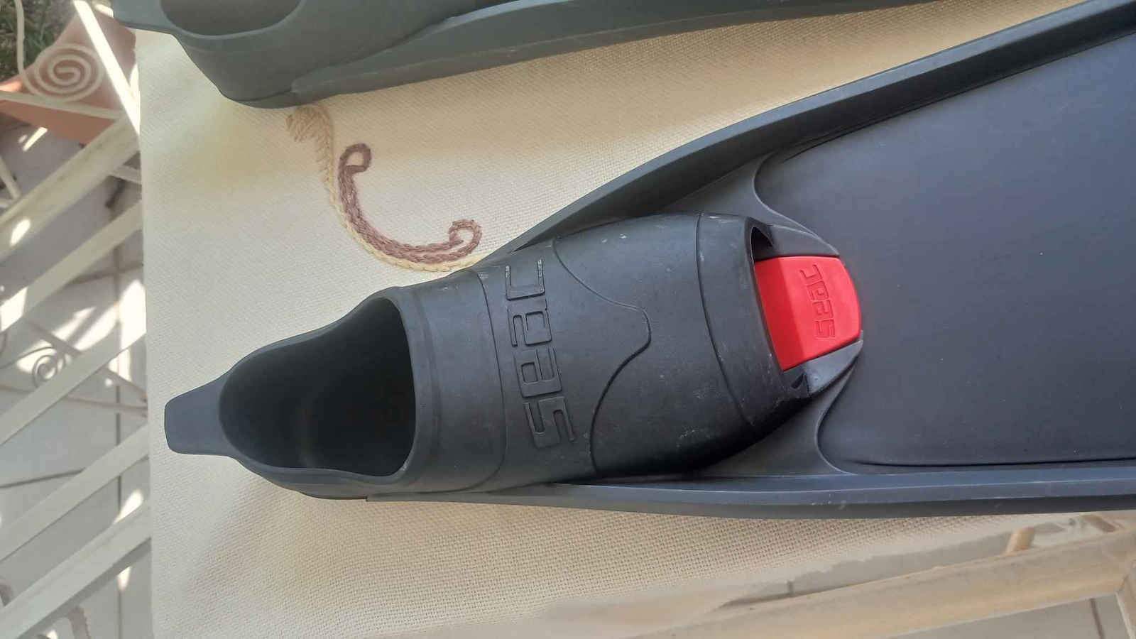 Seac Motus Flippers