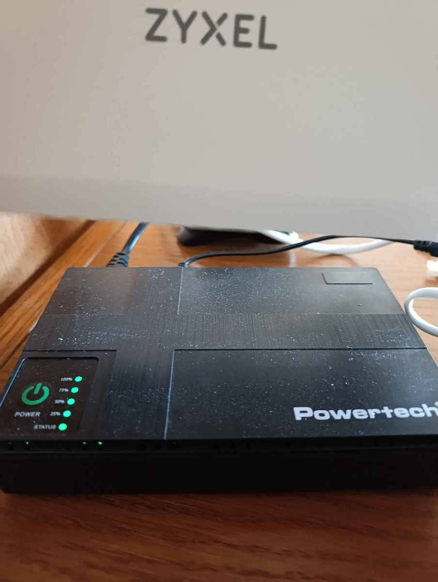 PT-1435 Mini UPS 36W