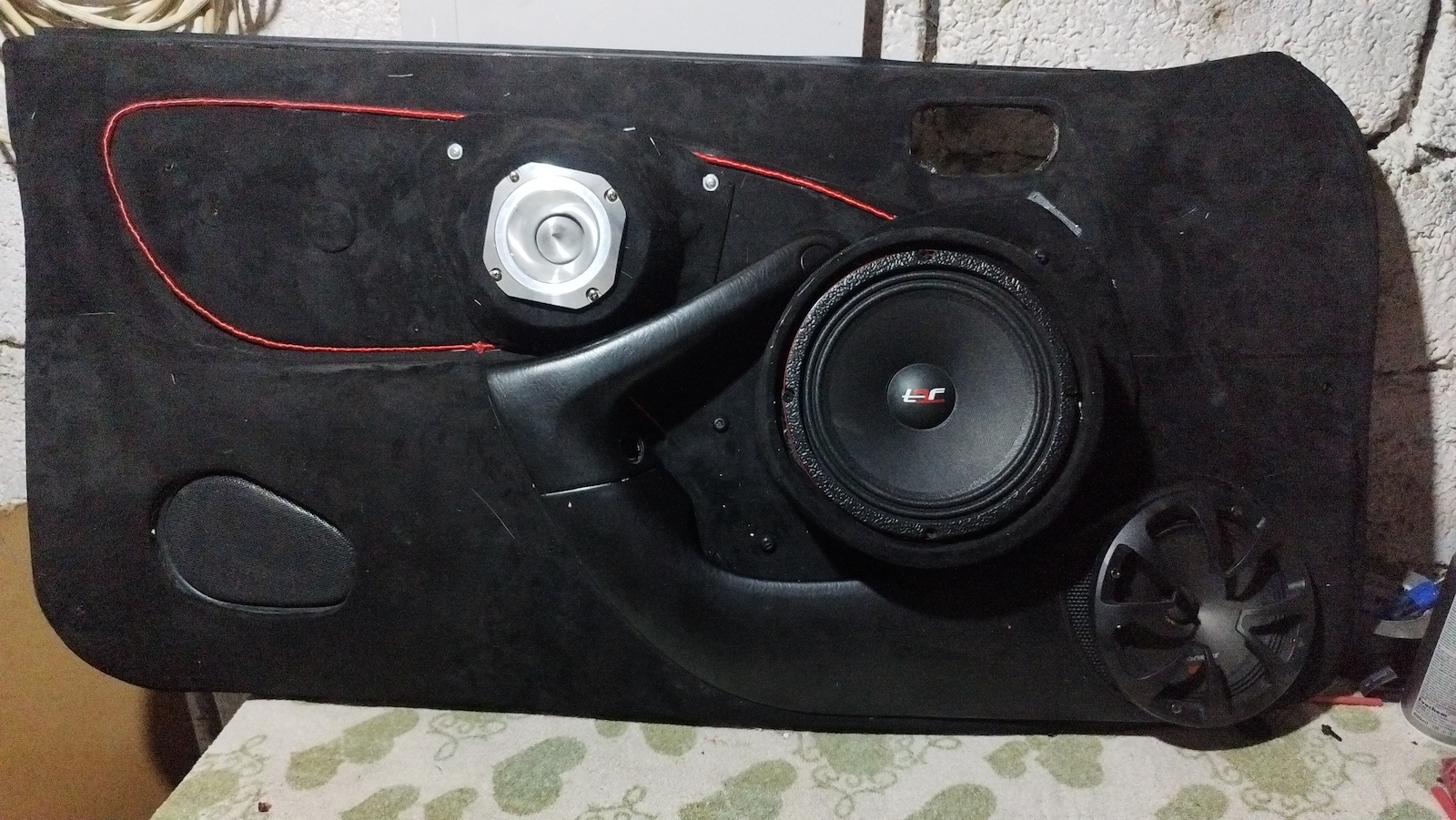 TRF Автомобилен Високоговорител 8MR180 8" с 100W RMS (Среден клас)