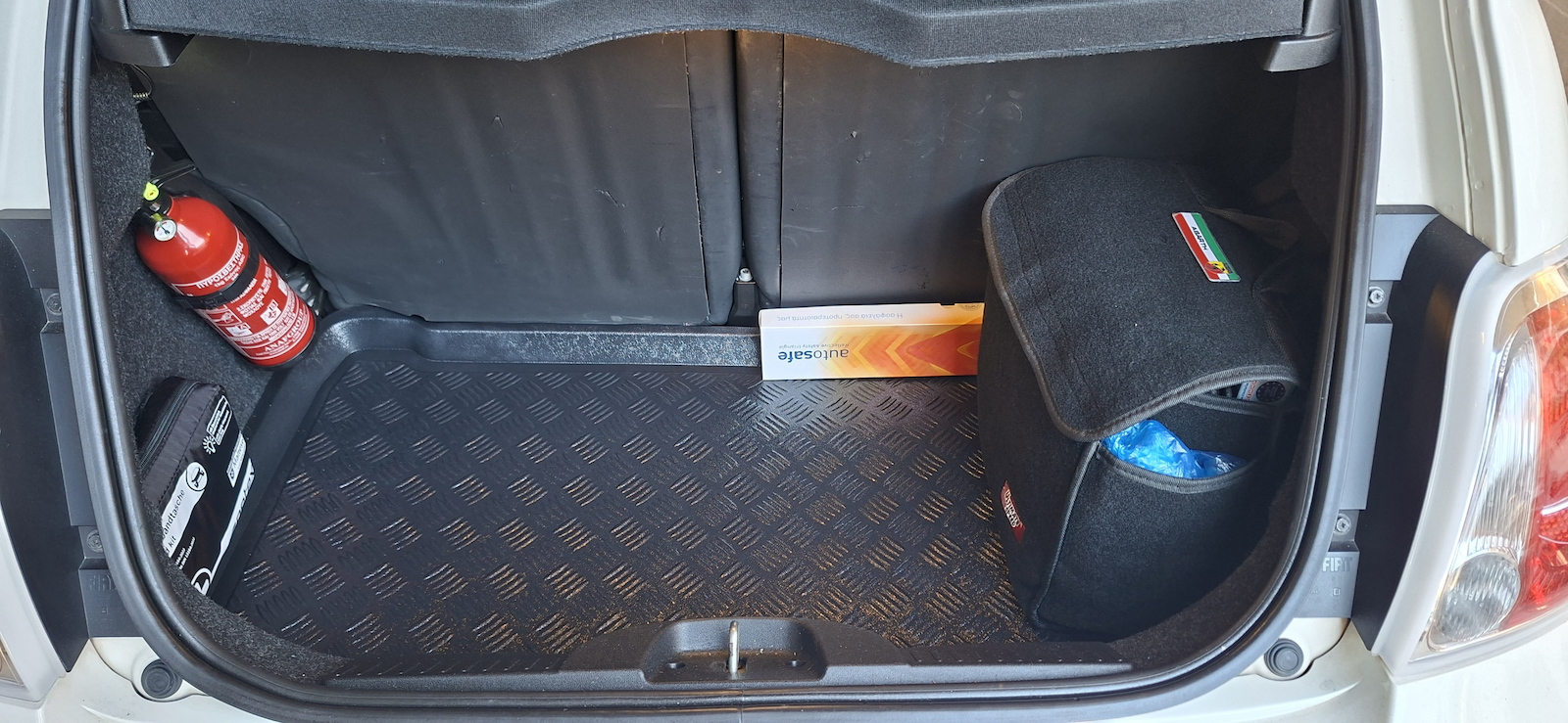 Rezaw Plast Covorașe Portbagaj Tip Tavă 1buc din Plastic pentru Fiat 500 2007 Negre