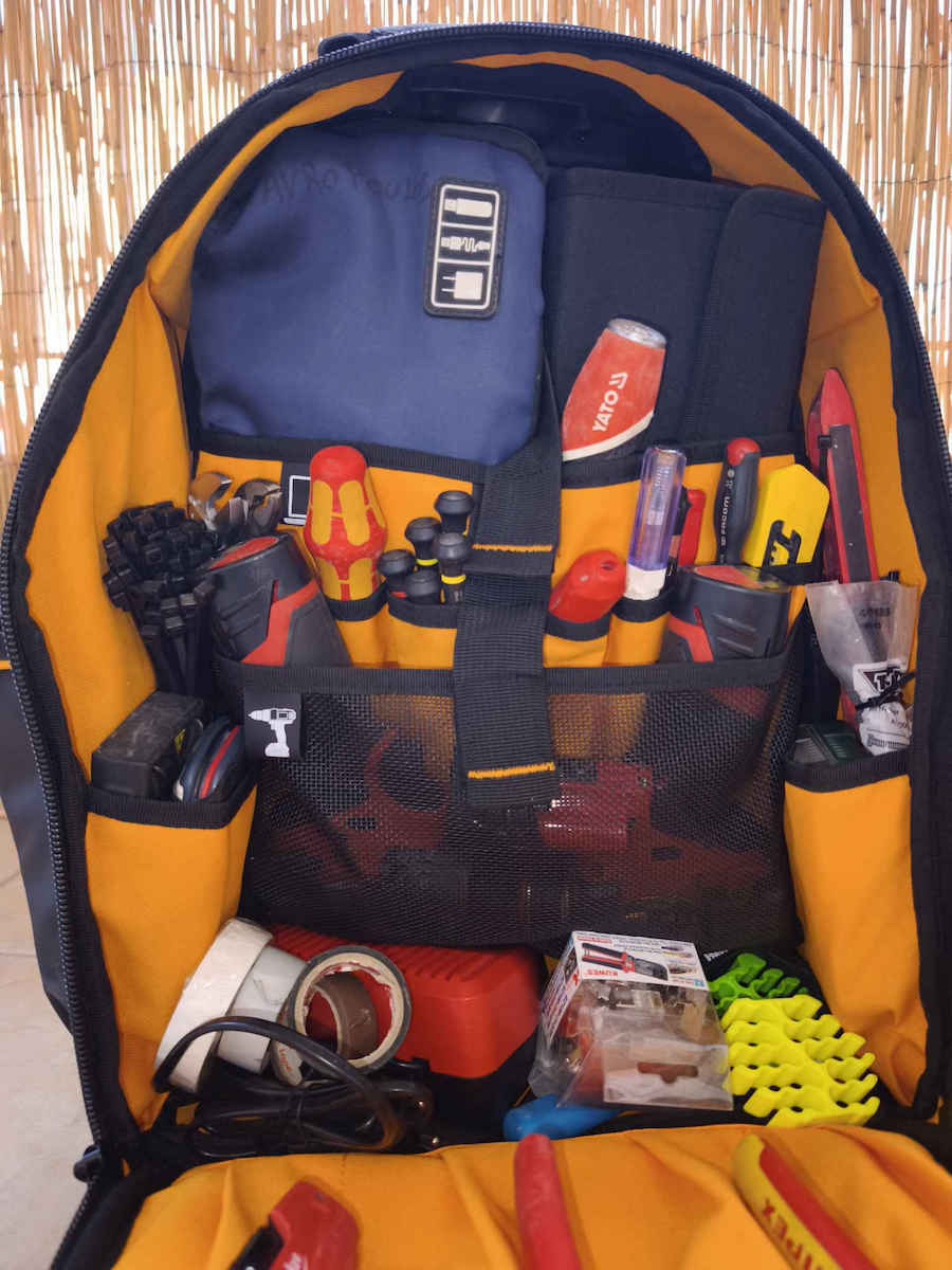 DEWALT Pro McLaren Τσάντα Πλάτης Τροχήλατη Αδιάβροχη Μαύρη 28.7lt