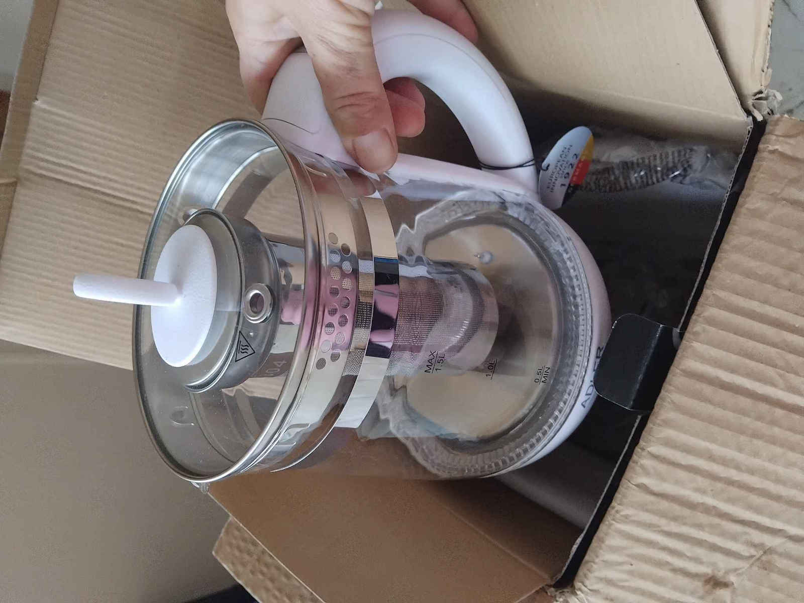 Adler Ad Kettle 1.5lt 2200W White