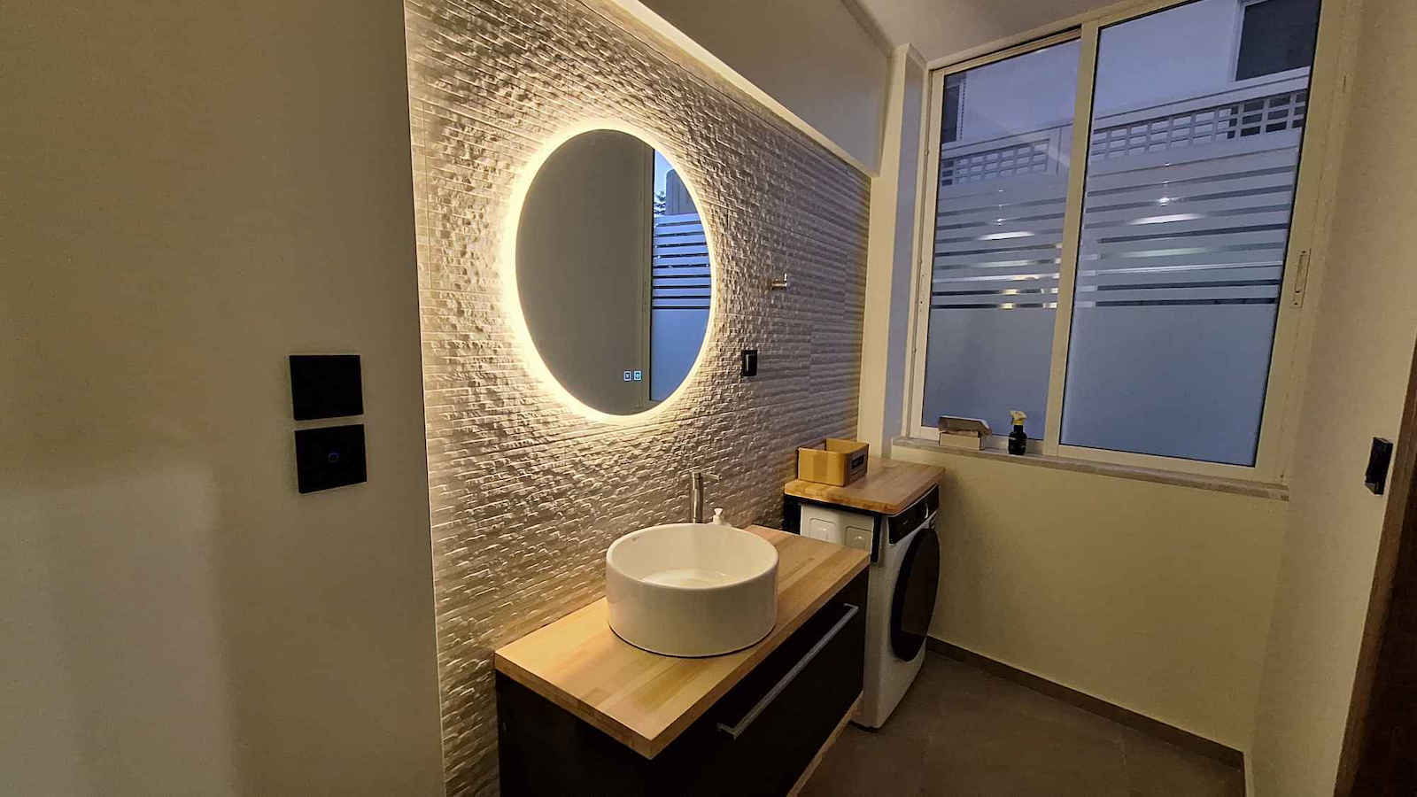 H2O Στρογγυλός Καθρέπτης Μπάνιου Led Αφής από Μέταλλο 70x70cm