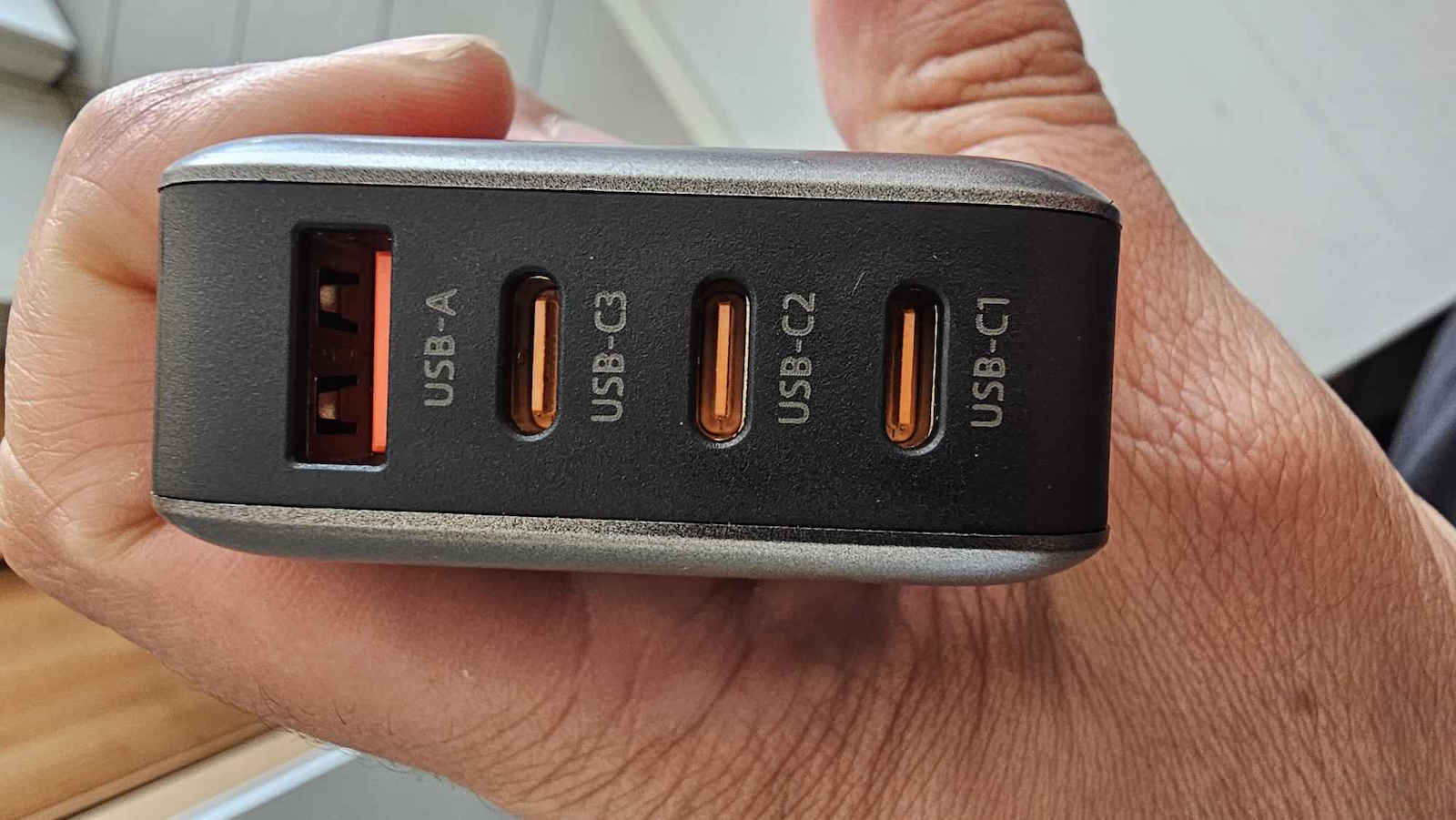 Lamtech Φορτιστής Χωρίς Καλώδιο GaN με Θύρα USB-A και 3 Θύρες USB-C 67W Power Delivery / Quick Charge 2.0 / Quick Charge 3.0 / PPS Γκρι (LAM980428)