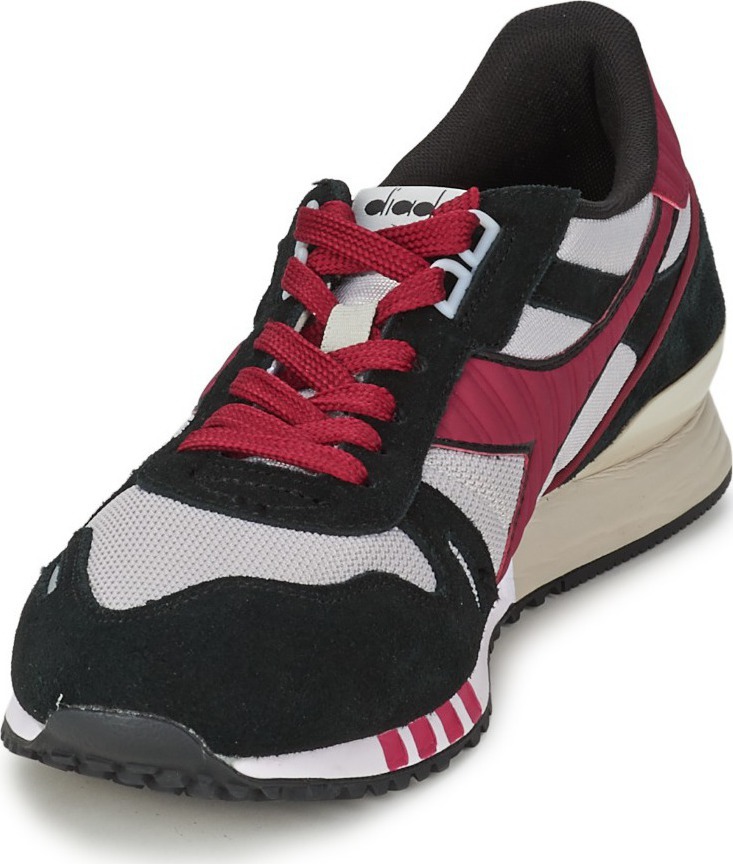 titan diadora