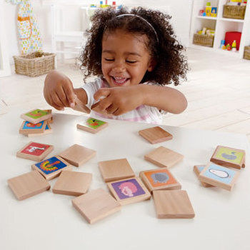 Board Game Ξύλινο Παιχνίδι Μνήμης Με Ζωάκια for 3+ Players 3+ Years Old Hape